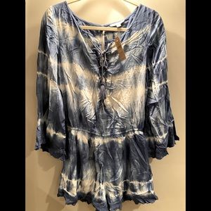 NWT American Eagle shorts romper with bell sleeves